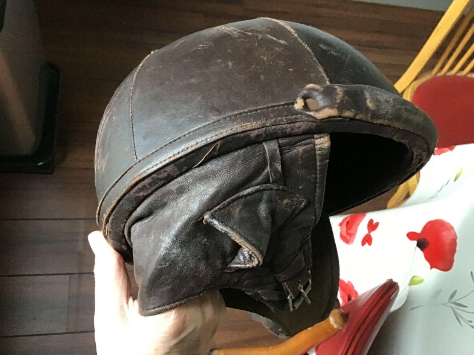 ancien casque de moto en cuir bol