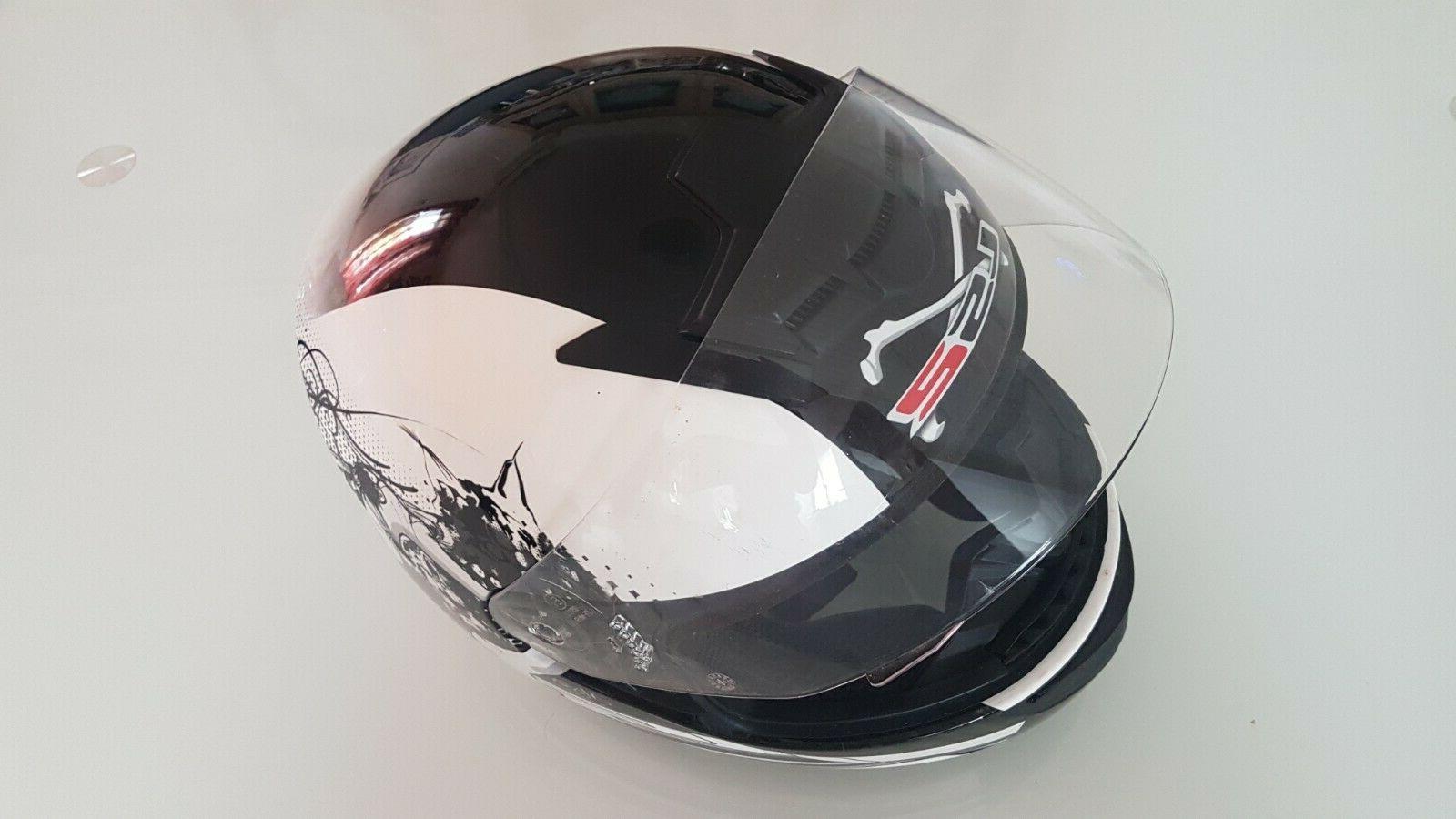 casque moto blanc et noir taille xl