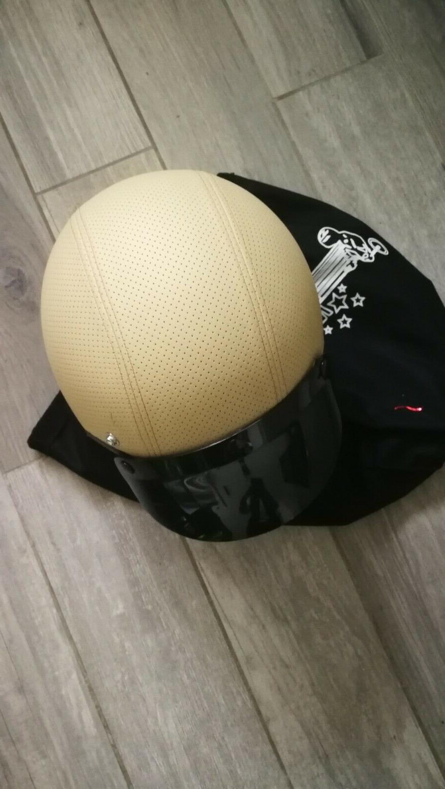 casque moto en cuir beige