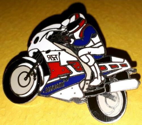 pin s moto motard avec casque deux
